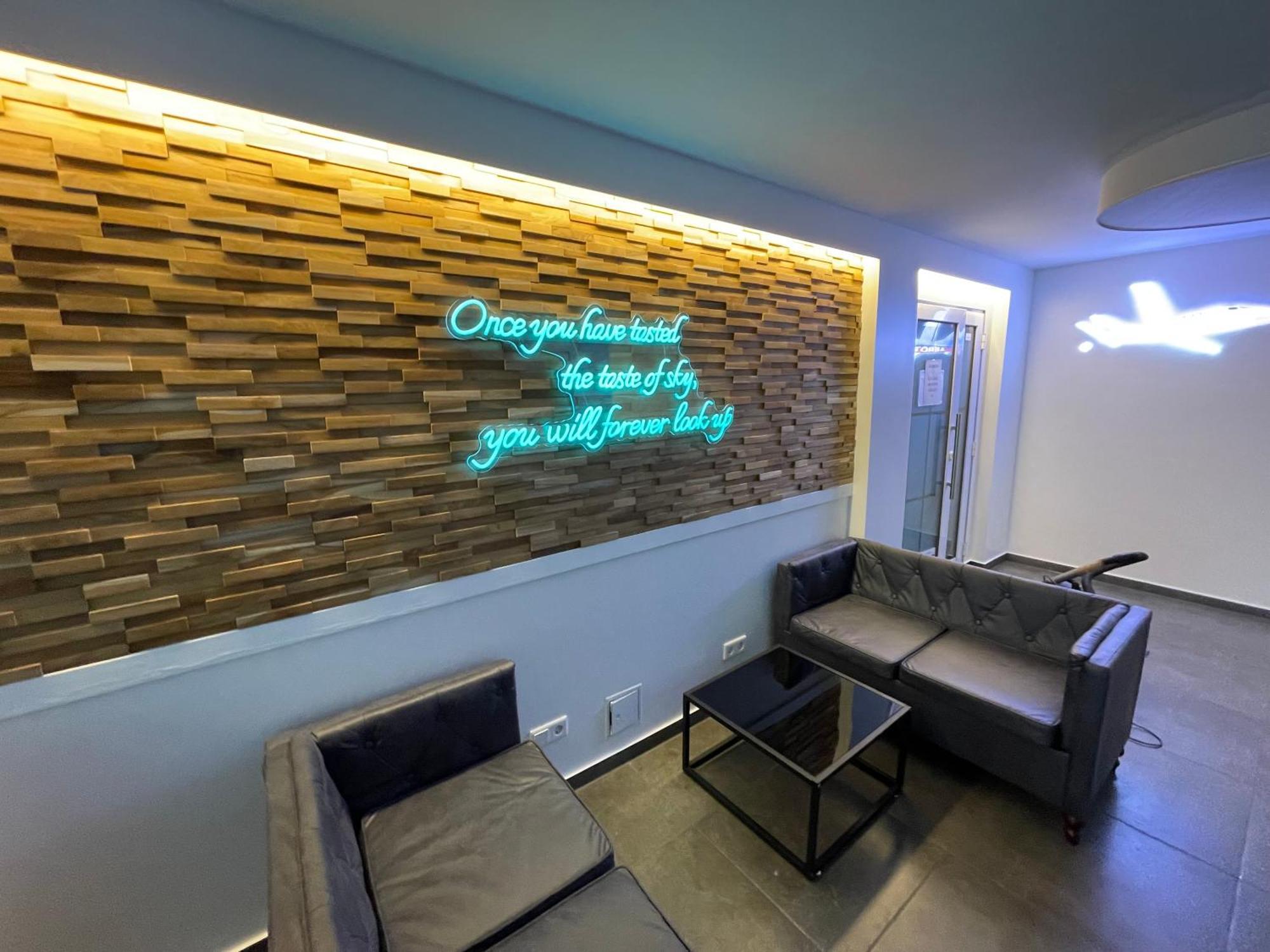 Aviators Guest House - Premium Room Strausberg Dış mekan fotoğraf